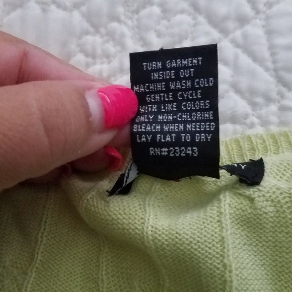 NY&Co Light Green V-Neck Sweater-large - Picture 8 of 8